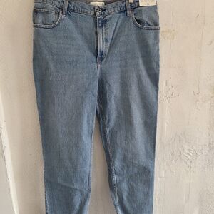 Abercrombie Ultra High Rise THE 90s STRAIGHT 34 REGULAR